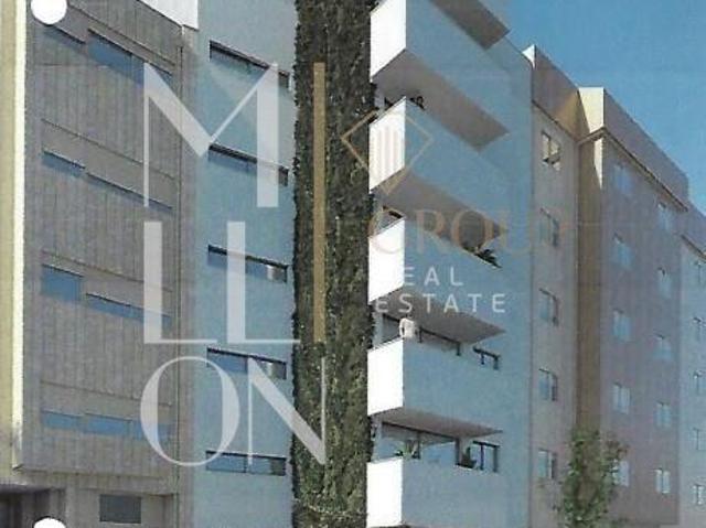 Apartamento T2 junto ao IPO com lugar de garagem e varandas | 26063673450