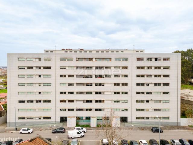 Apartamento T2 junto ao metro da Sr da Hora, Matosinhos