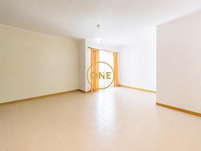 Apartamento T2 – Localização Central e Funcionalidade