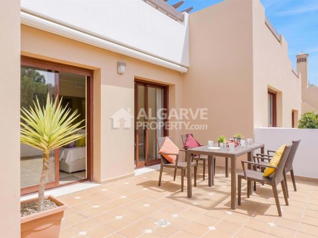 Apartamento T2 Luxuoso num Resort junto ao Golfe 140m² Quarteira