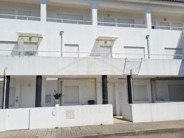 Apartamento T2 Macieira de Rates