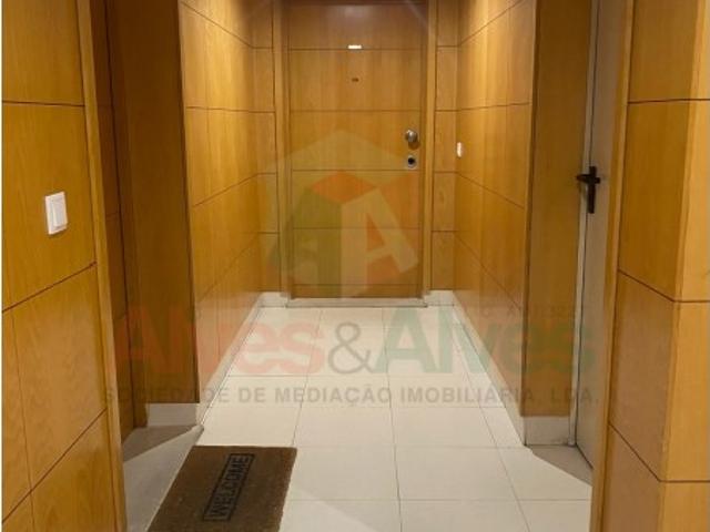 Apartamento T2 Maia Vila Nova da Telha a 10 min. da Estação do Metro do Lidador