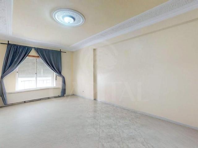Apartamento T2 Massamá / Monte Abraão