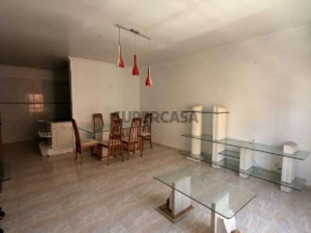 Apartamento T2 Mem Martins