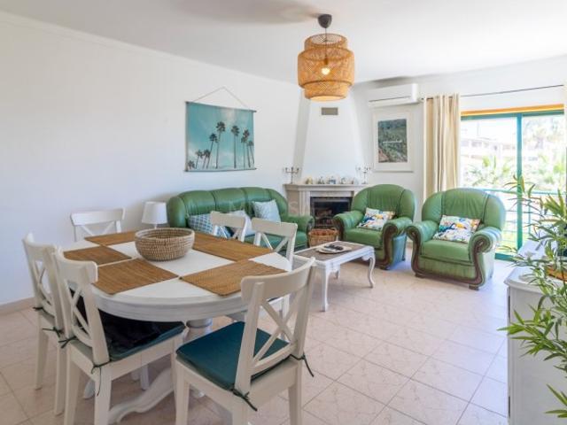 Apartamento T2 Meia Praia Arrendamento longo prazo