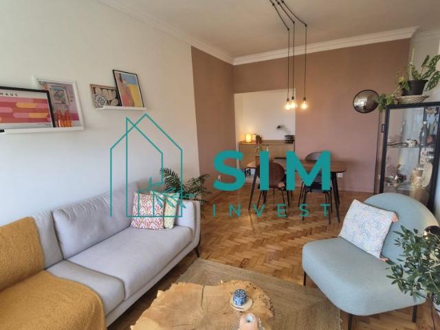 Apartamento T2 mobilado com vista para o Tejo