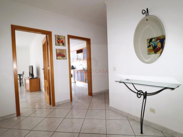 Apartamento T2 Mobilado e Equipado para Arrendamento Anual – Olhão