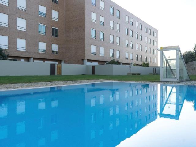 Apartamento T2 mobilado frente à praia, em Matosinhos