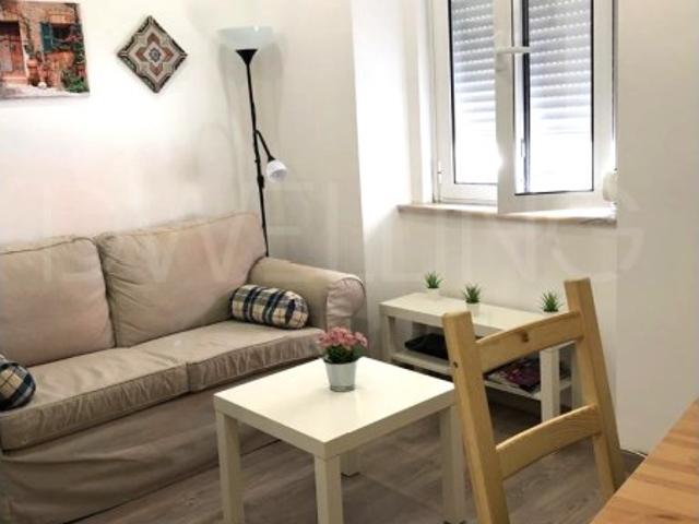 Apartamento T2 Mobilado junto ao Saldanha