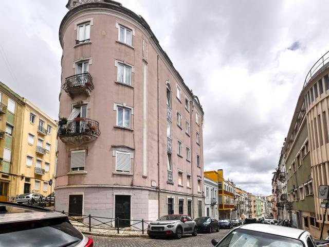 Apartamento T2 Moderno em Arroios, Lisboa