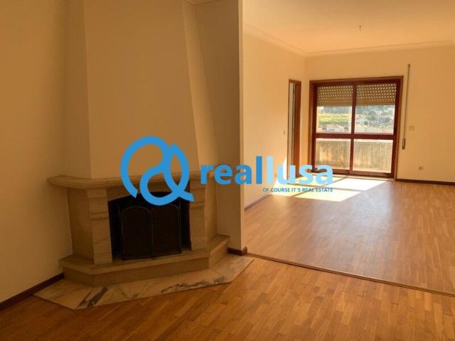 Apartamento T2 Moreira Maia