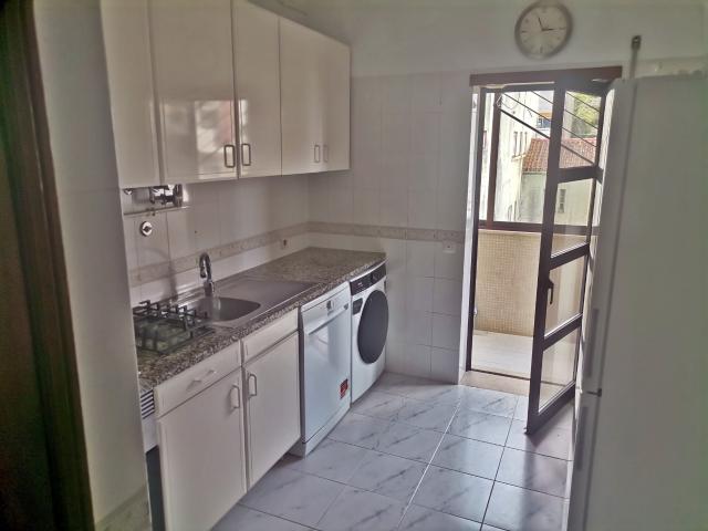 Apartamento T2 não mobilado Coimbra