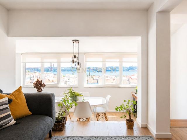Apartamento T2 na Ajuda, Lisboa