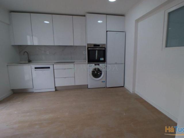 Apartamento T2 na Amadora | 26084057676