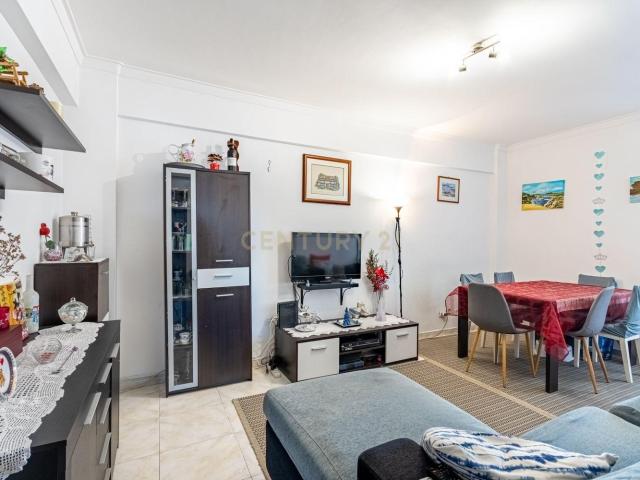 Apartamento T2 na Arroja
