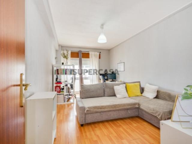Apartamento T2 na Arroja, Odivelas