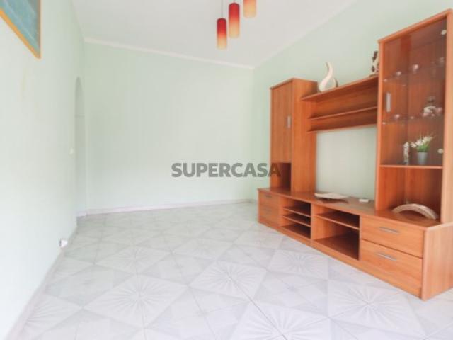 Apartamento T2 na Baixa da Banheira