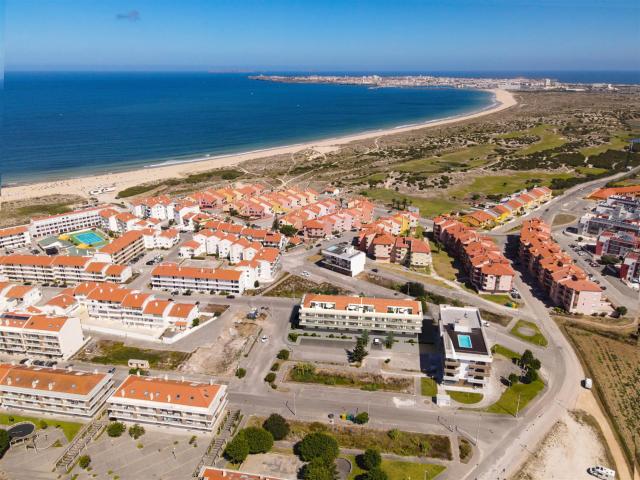 Apartamento T2 na Consolação a 2 minutos do Oceano Atlântico 80m² Atouguia Da Baleia