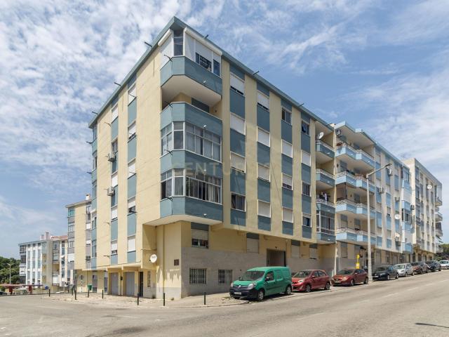 Apartamento T2 na Cruz de Pau, Amora