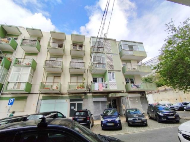 Apartamento T2 na Cruz Quebrada