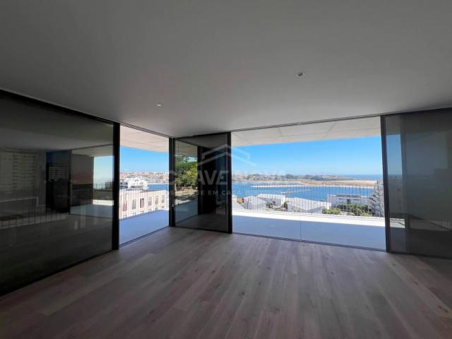 Apartamento T2 na Exclusiva MIRAMAR TOWER – Foz do Douro Porto