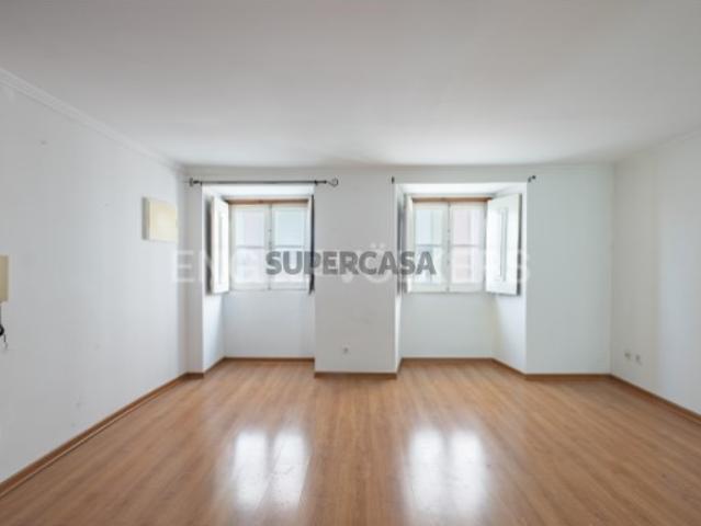 Apartamento T2 na Graça
