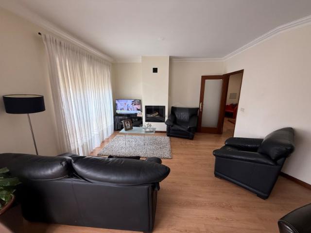 Apartamento T2 na Madalena