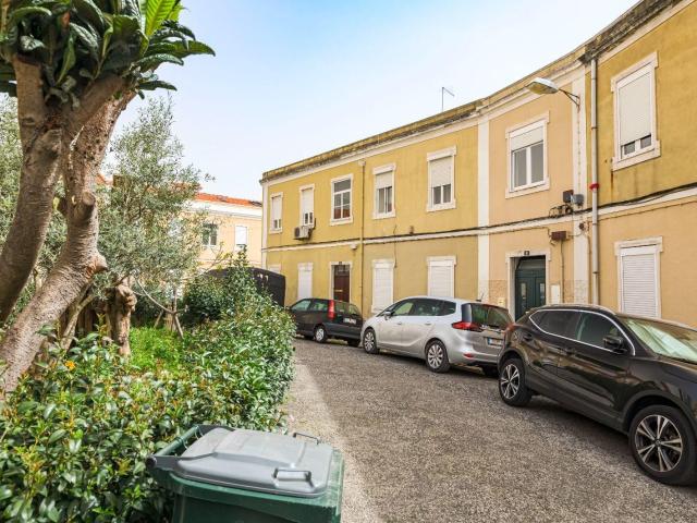 Apartamento T2 na Penha de França, Lisboa Estacionamento privativo
