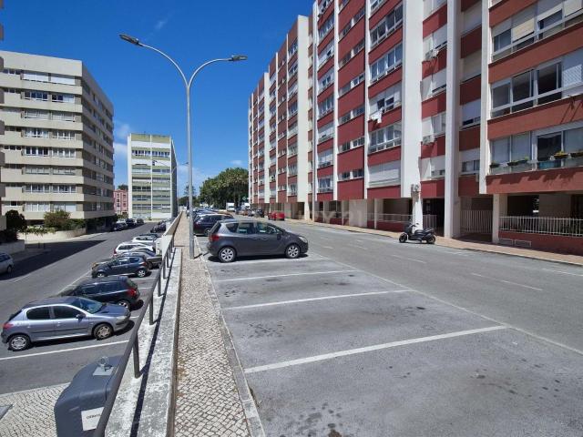 Apartamento T2 na Quinta do Marquês, Oeiras