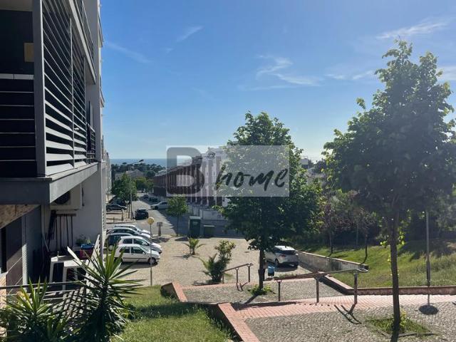 Apartamento T2 na Quinta de Santa Teresa I