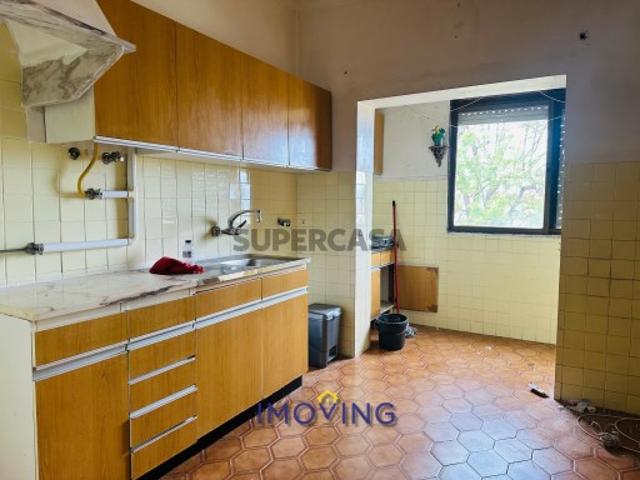 Apartamento T2 na Rua Adelina Abranches Lavradio, Barreiro