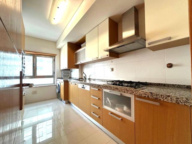 Apartamento T2 nas Laranjeiras com Excelente Localização e Conforto
