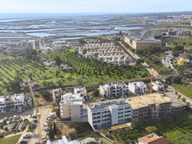Apartamento T2 no 1º Andar com Piscina Salinas Residence, Tavira