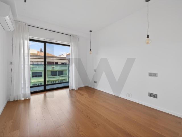 Apartamento T2 no Varino 4, junto ao Parque Eduardo VII Avenidas Novas