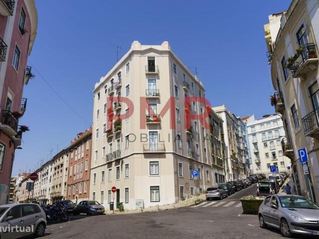 Apartamento T2 no Bairro das Colnias em Arroios