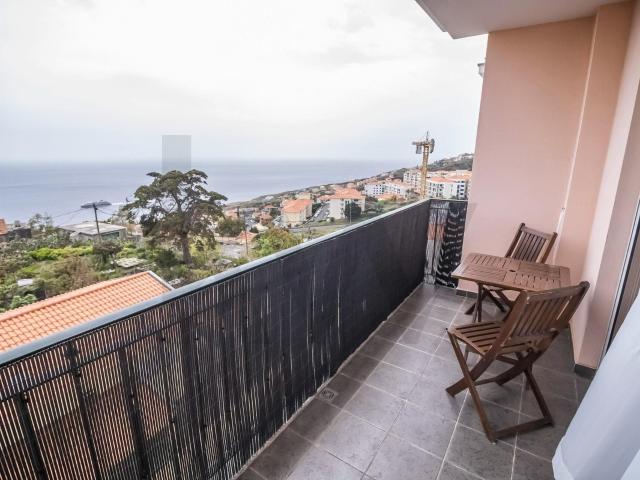 Apartamento T2 no Caniço com Vista Mar 101m² Caniço