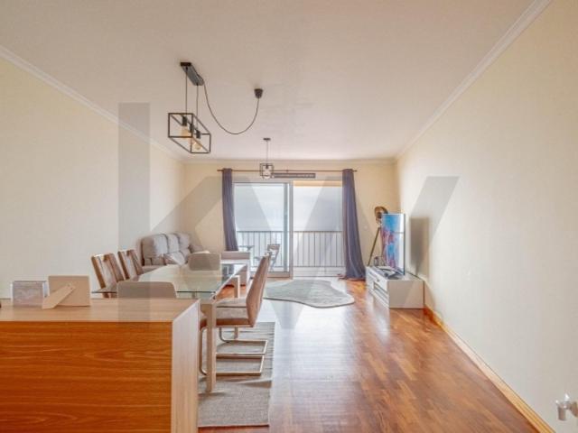 Apartamento T2 no Caniço Vista Mar | Arrendamento
