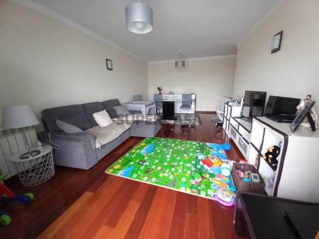 Apartamento T2, no Castêlo da Maia