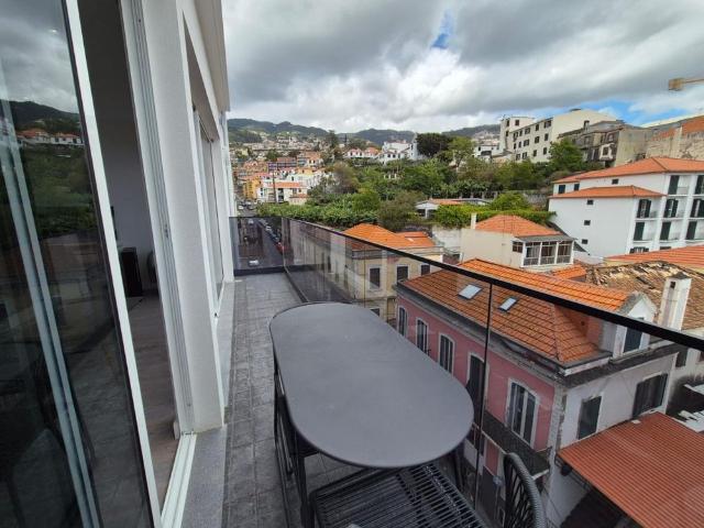 Apartamento T2 no Centro do Funchal