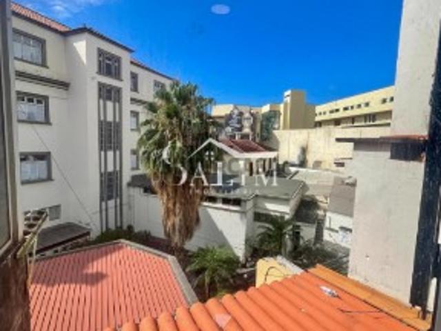 Apartamento T2 no Centro do Funchal