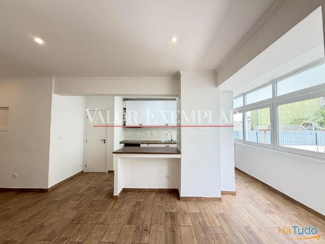 Apartamento T2 no Centro do Montijo | 26064068028