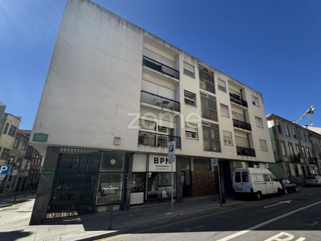 Apartamento T2 no centro do Porto