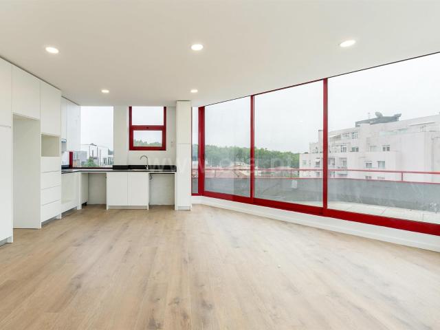 Apartamento T2 no centro da Cidade de Paredes 63m² Paredes