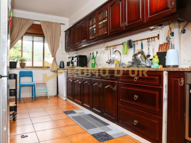 Apartamento T2 no Centro de Alenquer com logradouro