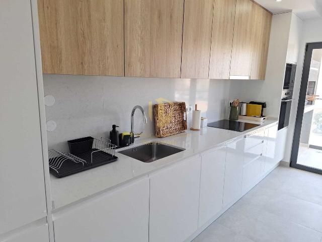 Apartamento T2 no centro de Armação de Pêra