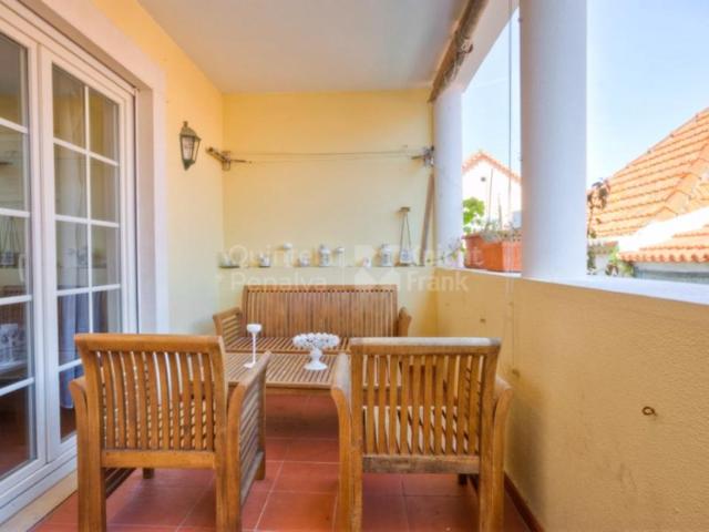 Apartamento T2 no Centro Histórico de Cascais com Garagem