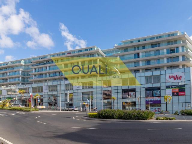 Apartamento T2 no edifício Funchal Centrum 142m² Santa Luzia Funchal