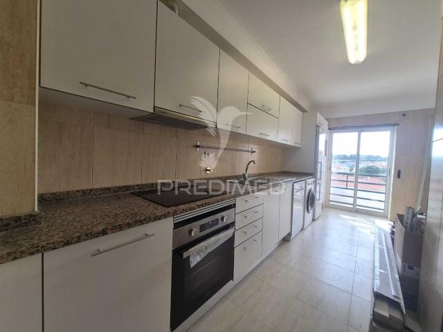 Apartamento T2 no Feijo Almada