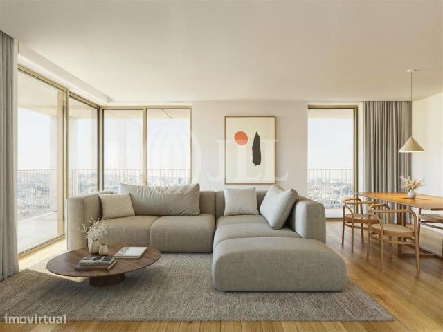 Apartamento T2 no Fernão Magalhães 127 no Bonfim, Porto