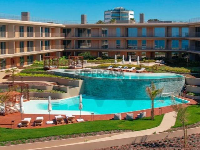 Apartamento T2 no Horizon Ocean Gardens Elegância e Conforto a Dois Passos do Mar